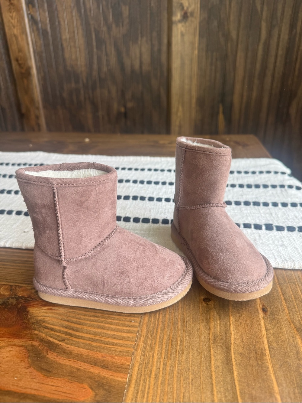 Toddlers' Cozy Suede-Look Winter Boots in Mauve